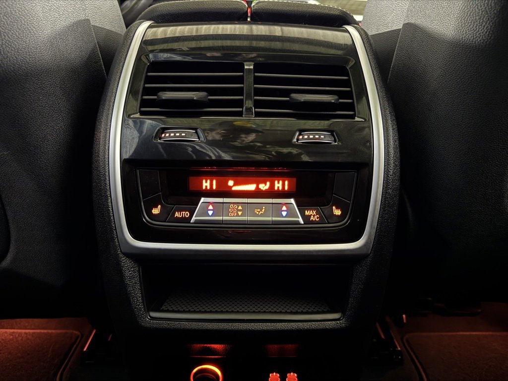 Used 2019 BMW X7 xDrive40i w/ Premium Package image 28