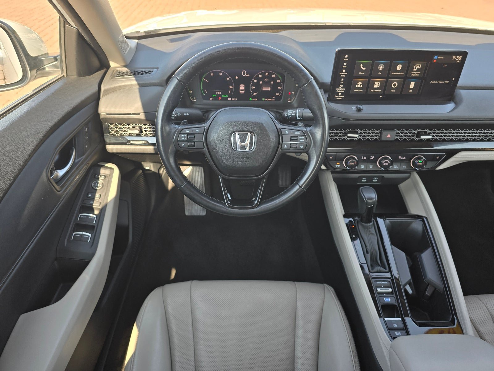 Used 2024 Honda Accord EX-L image 13