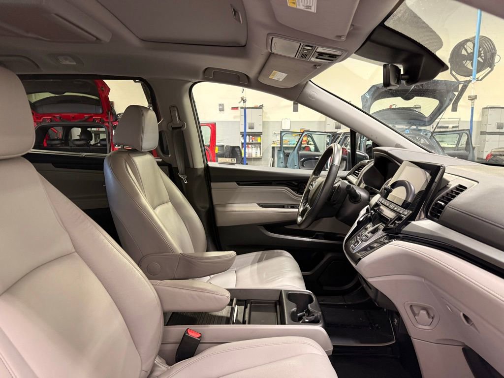 Used 2023 Honda Odyssey Touring image 28