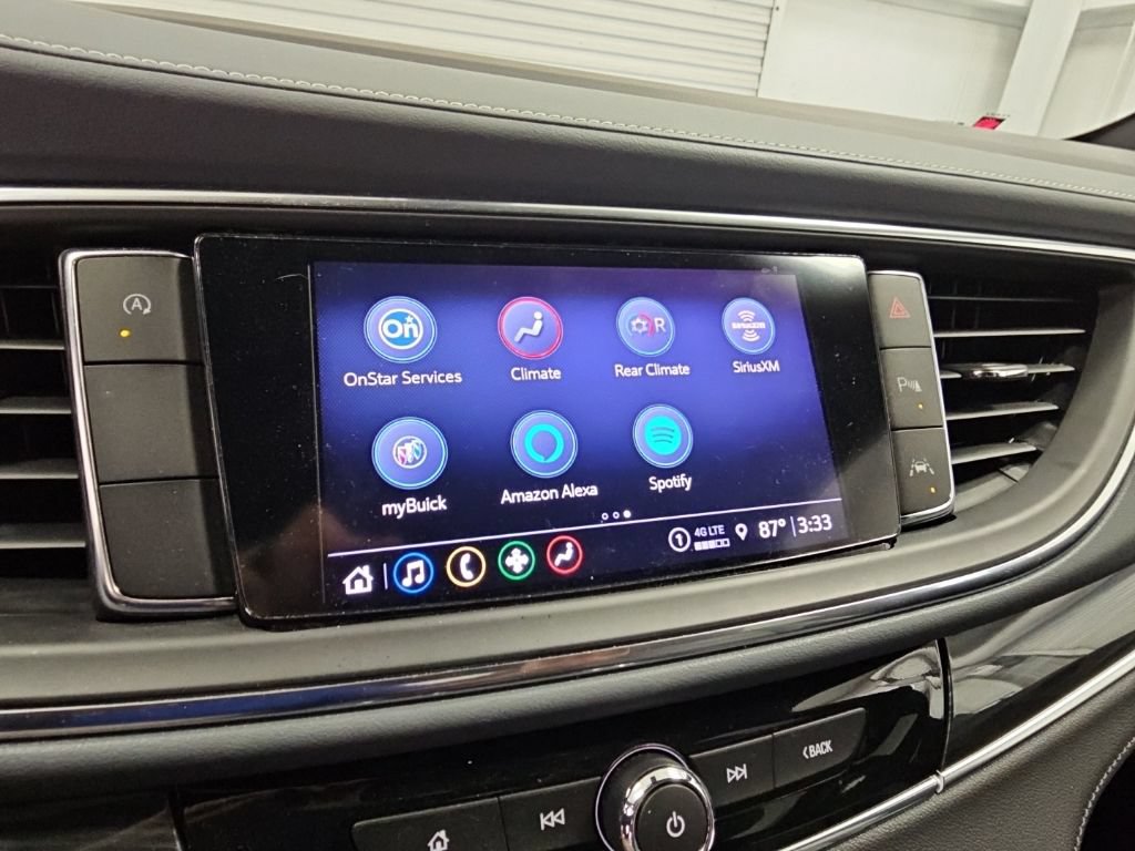 Used 2024 Buick Enclave Essence FWD image 18
