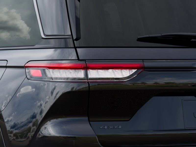 New 2026 Jeep Grand Cherokee Summit AWD/4WD image 9