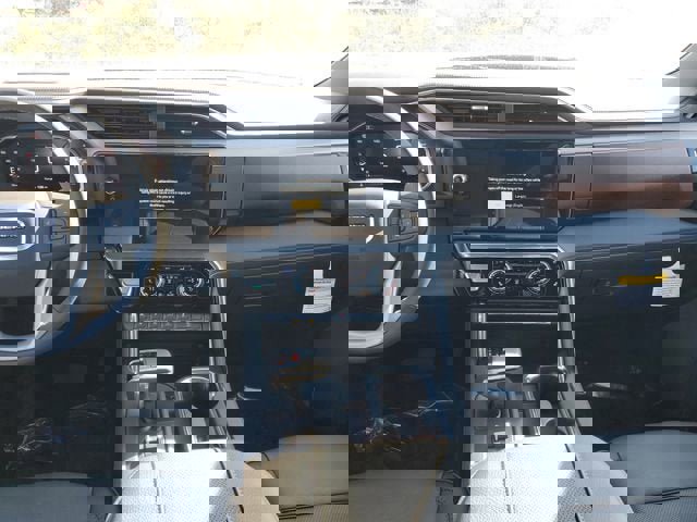 New 2026 GMC Sierra 1500 Denali w/ Denali Reserve Package image 15