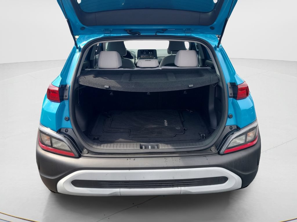 Certified 2023 Hyundai Kona SE w/ Cargo Package FWD image 9