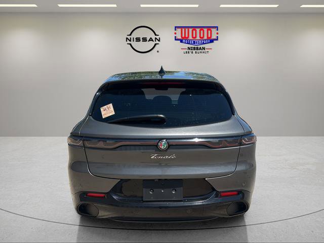 Used 2025 Alfa Romeo Tonale w/ Premium Package AWD/4WD image 3