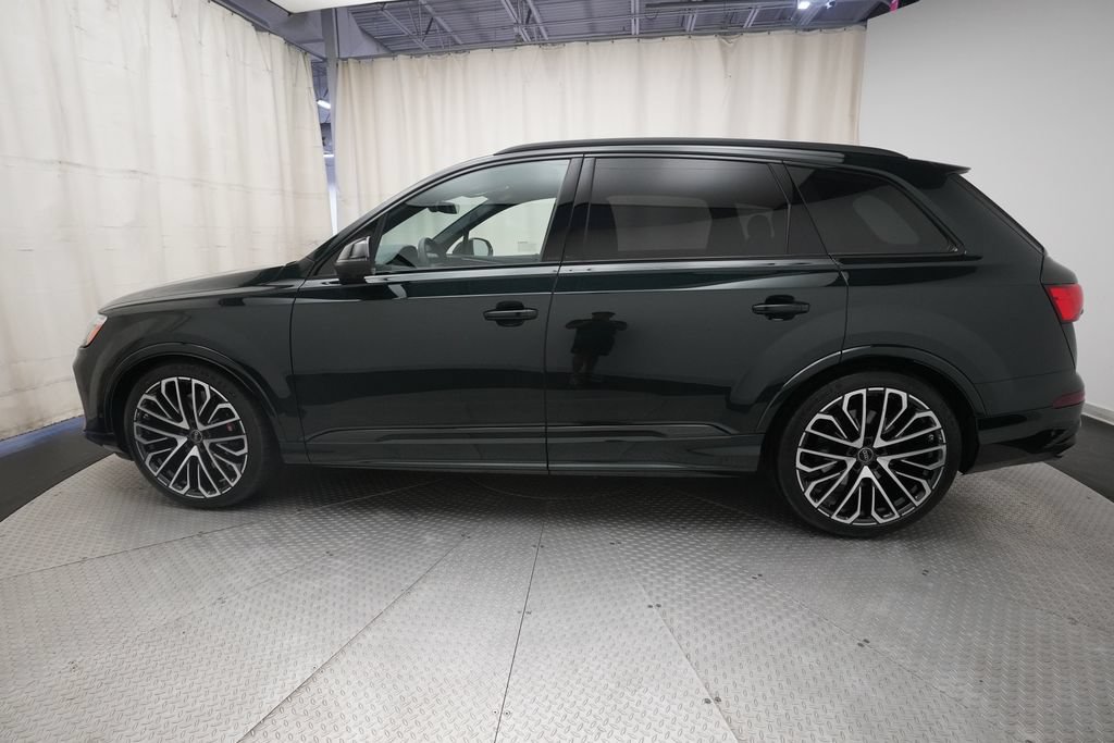 New 2026 Audi SQ7 Prestige AWD/4WD image 25