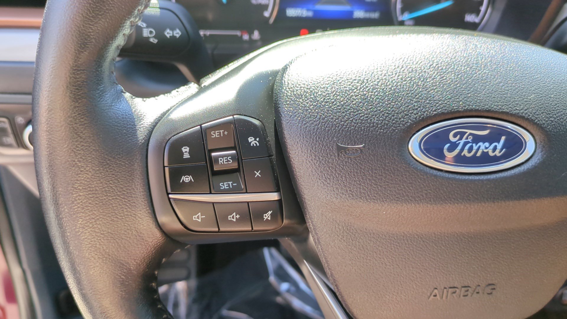 Used 2022 Ford Maverick Lariat w/ Lariat Luxury Package FWD image 19