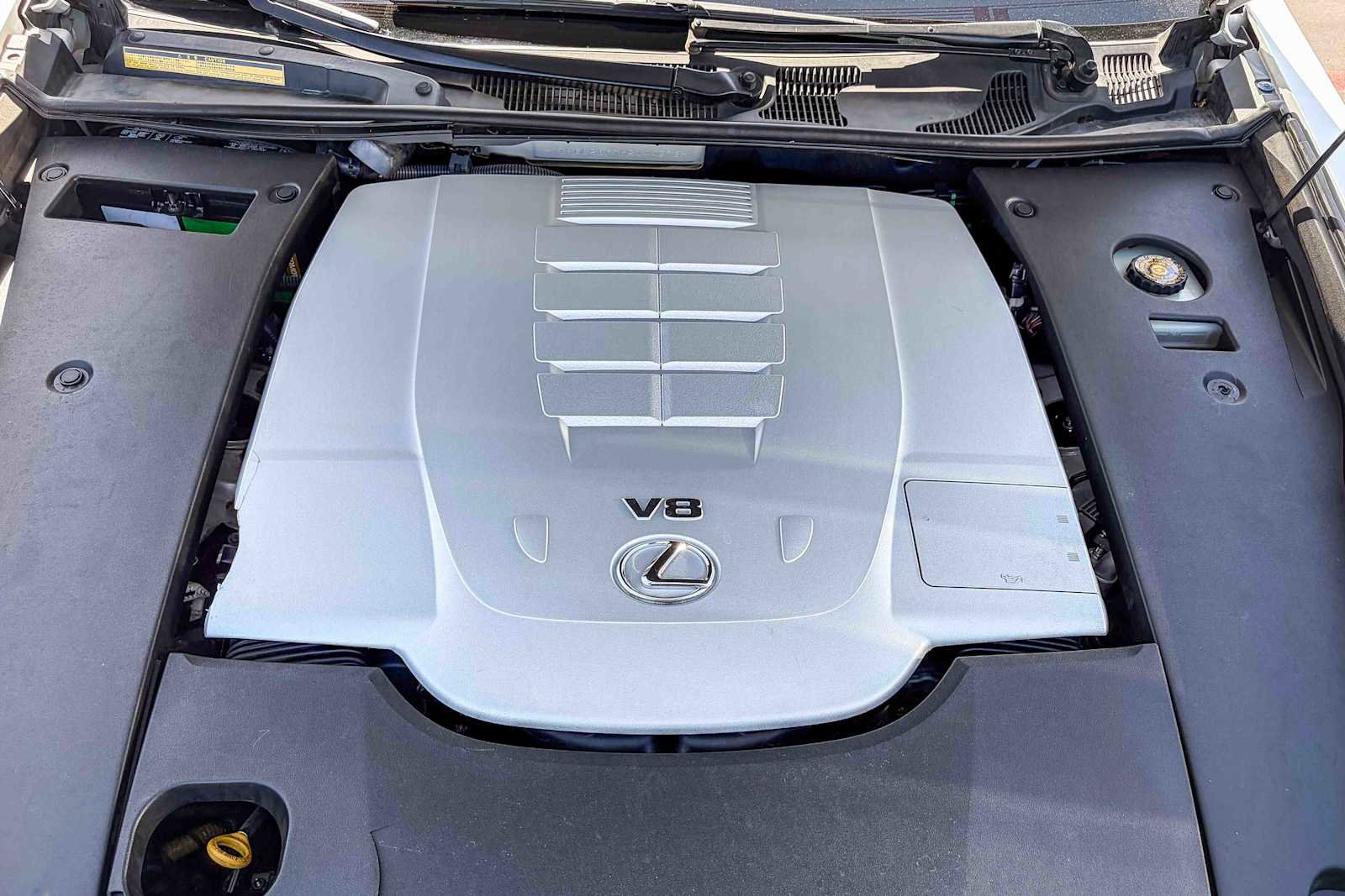 Used 2017 Lexus LS 460 w/ Comfort Package image 27