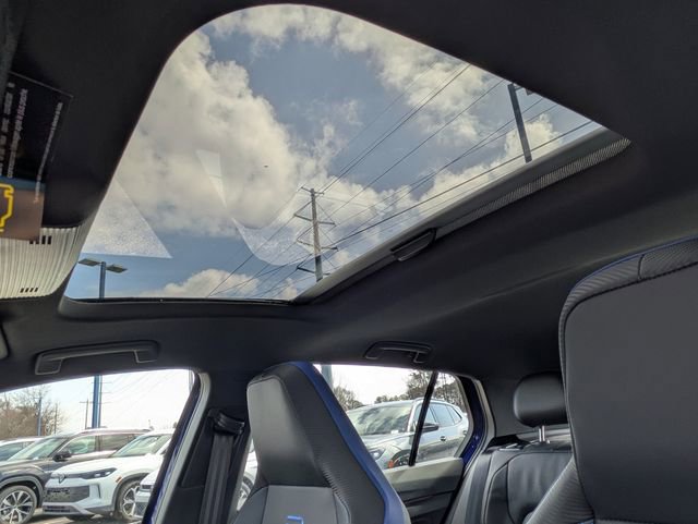 New 2026 Volkswagen Golf 2.0T image 21