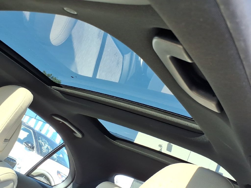 Used 2023 Mercedes-Benz C 300 4MATIC Sedan image 20