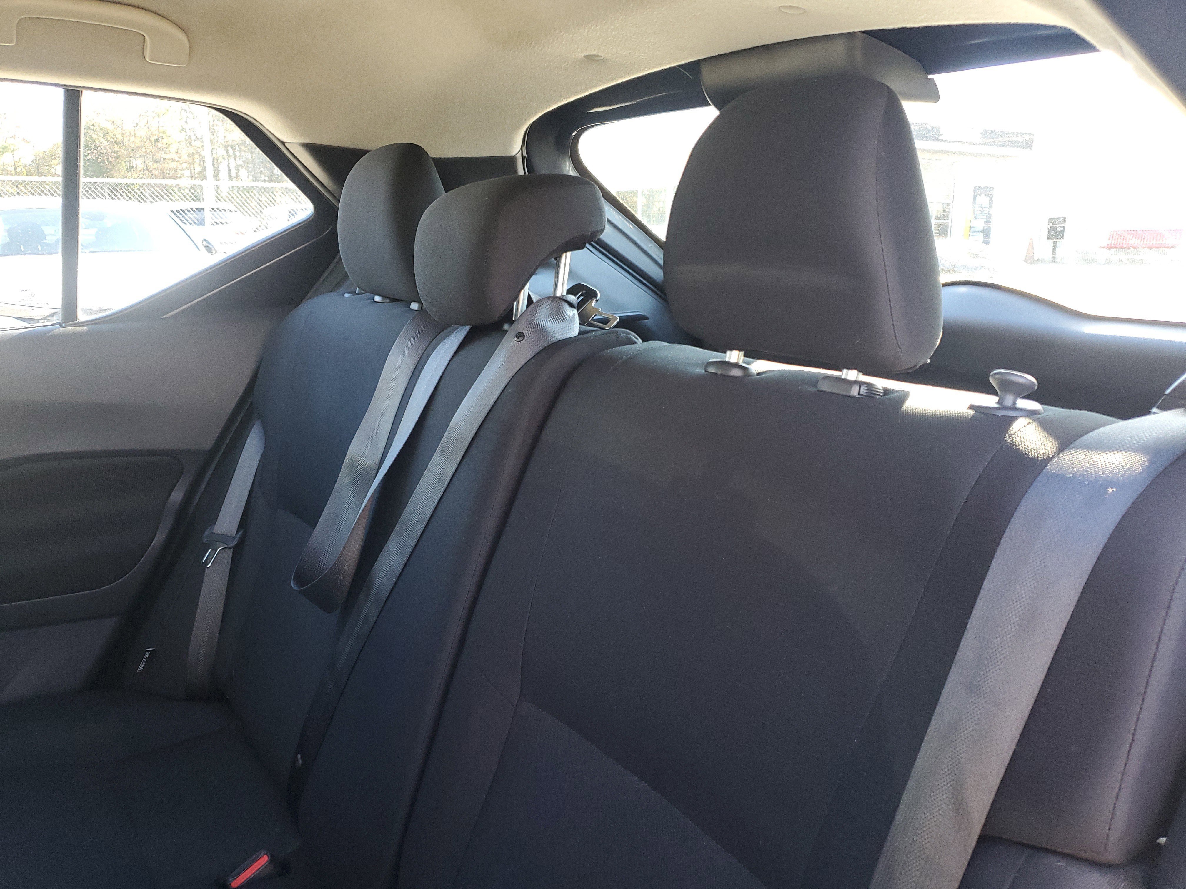 Used 2024 Nissan Kicks S image 10