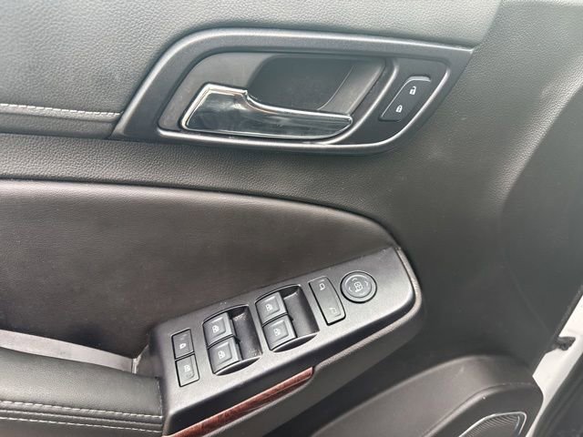 Used 2018 GMC Yukon XL SLE w/ SLE Value Package AWD/4WD image 19