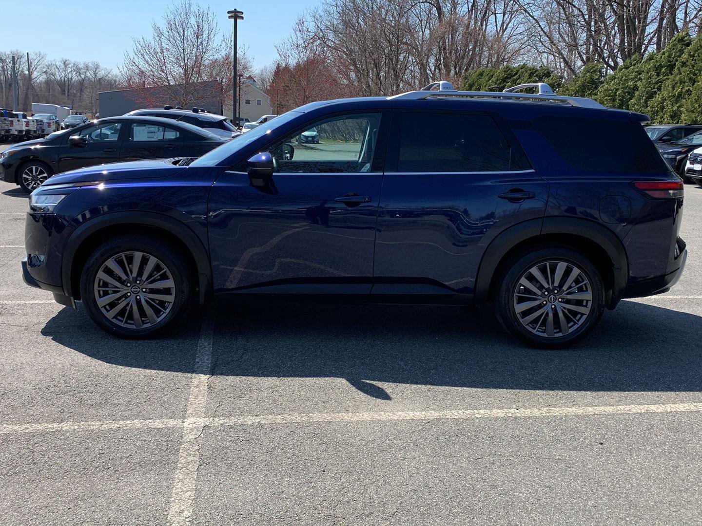 Certified 2022 Nissan Pathfinder SL w/ SL Premium Package image 2