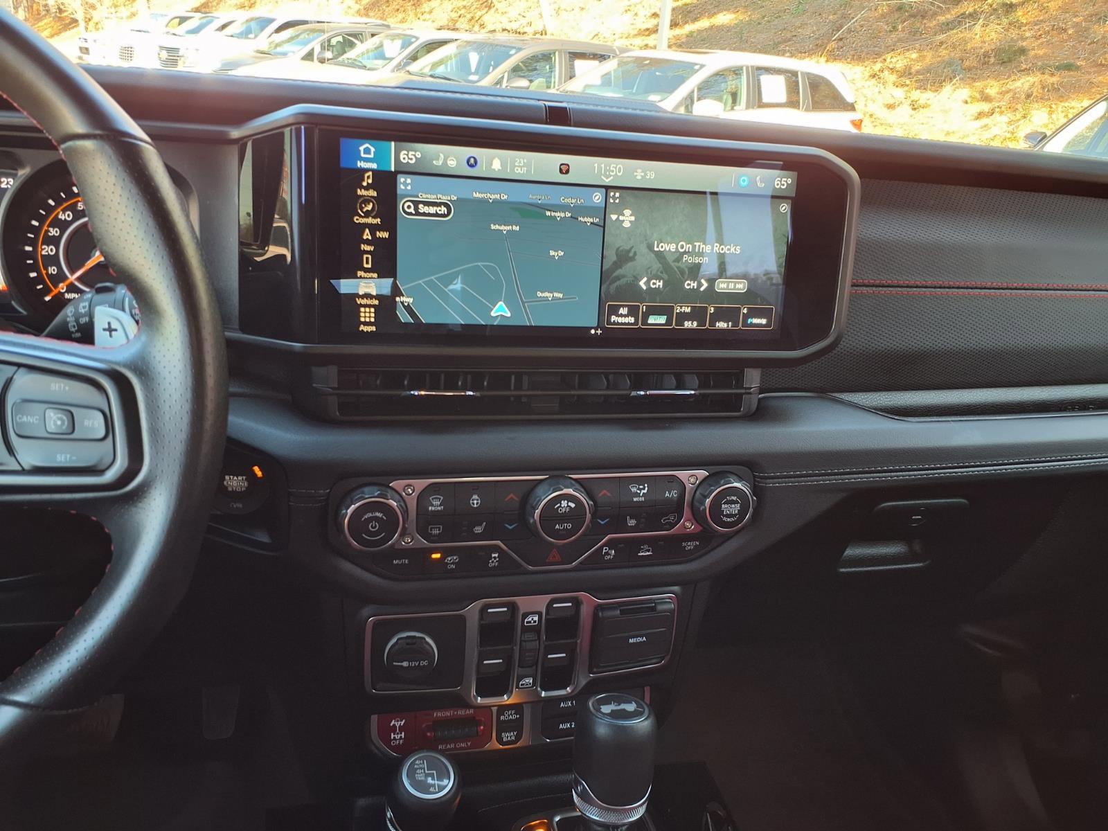 Used 2024 Jeep Wrangler Unlimited Rubicon 392 image 17