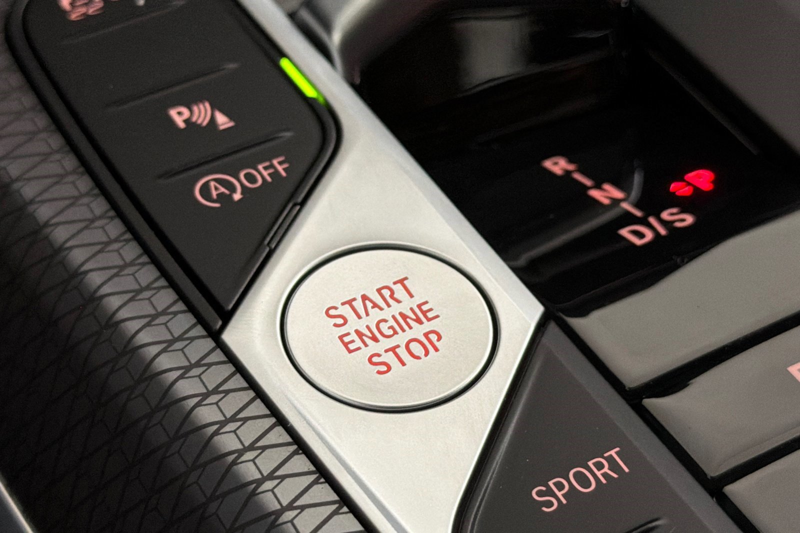 New 2026 BMW 330i Sedan w/ Convenience Package image 28