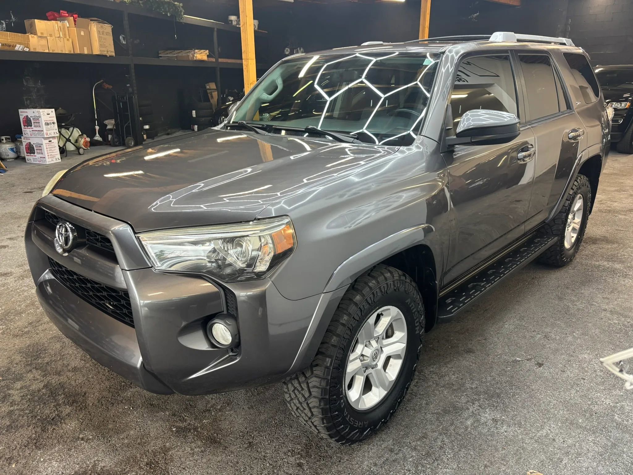 Used 2016 Toyota 4Runner SR5 image 4