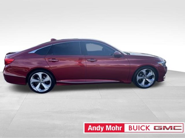 Used 2018 Honda Accord Touring image 12