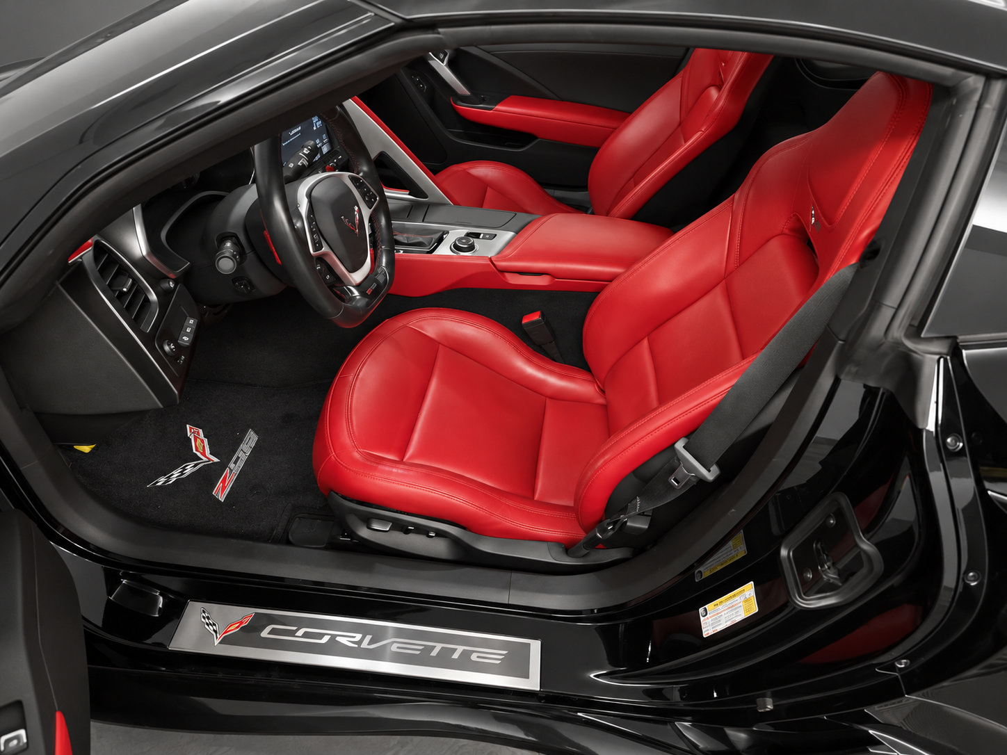 Used 2019 Chevrolet Corvette Z06 RWD image 7