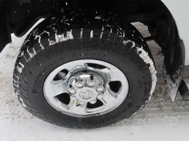 Used 2013 RAM 2500 Tradesman w/ Chrome Appearance Group image 17