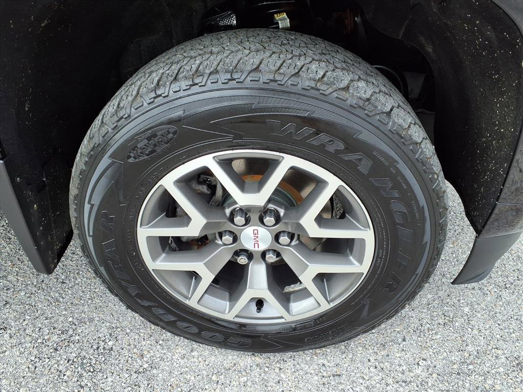 Used 2021 GMC Canyon AT4 image 9