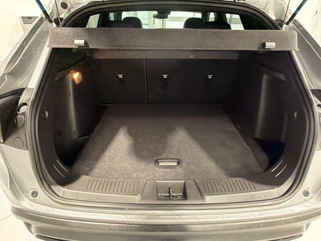 Used 2025 Chevrolet Trax RS w/ Sunroof Package image 22