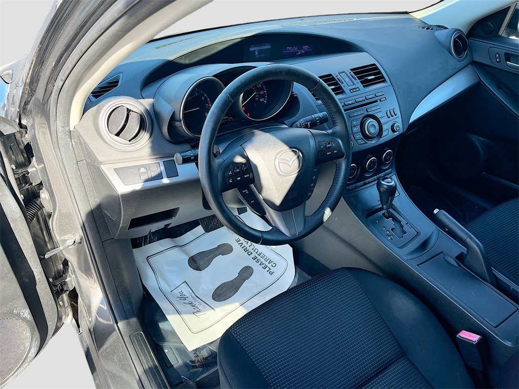 Used 2013 MAZDA MAZDA3 i Touring image 8