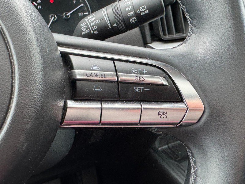 Used 2025 MAZDA CX-50 AWD 2.5 Hybrid w/ Premium Pkg image 17