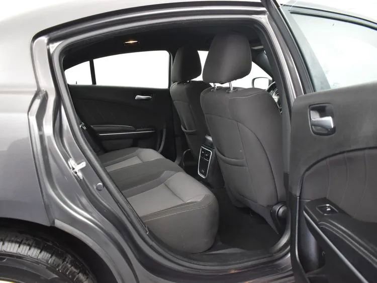 Used 2022 Dodge Charger SXT RWD image 17