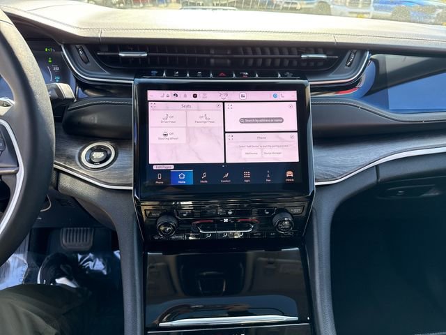 Used 2022 Jeep Grand Cherokee Limited 4xe image 26