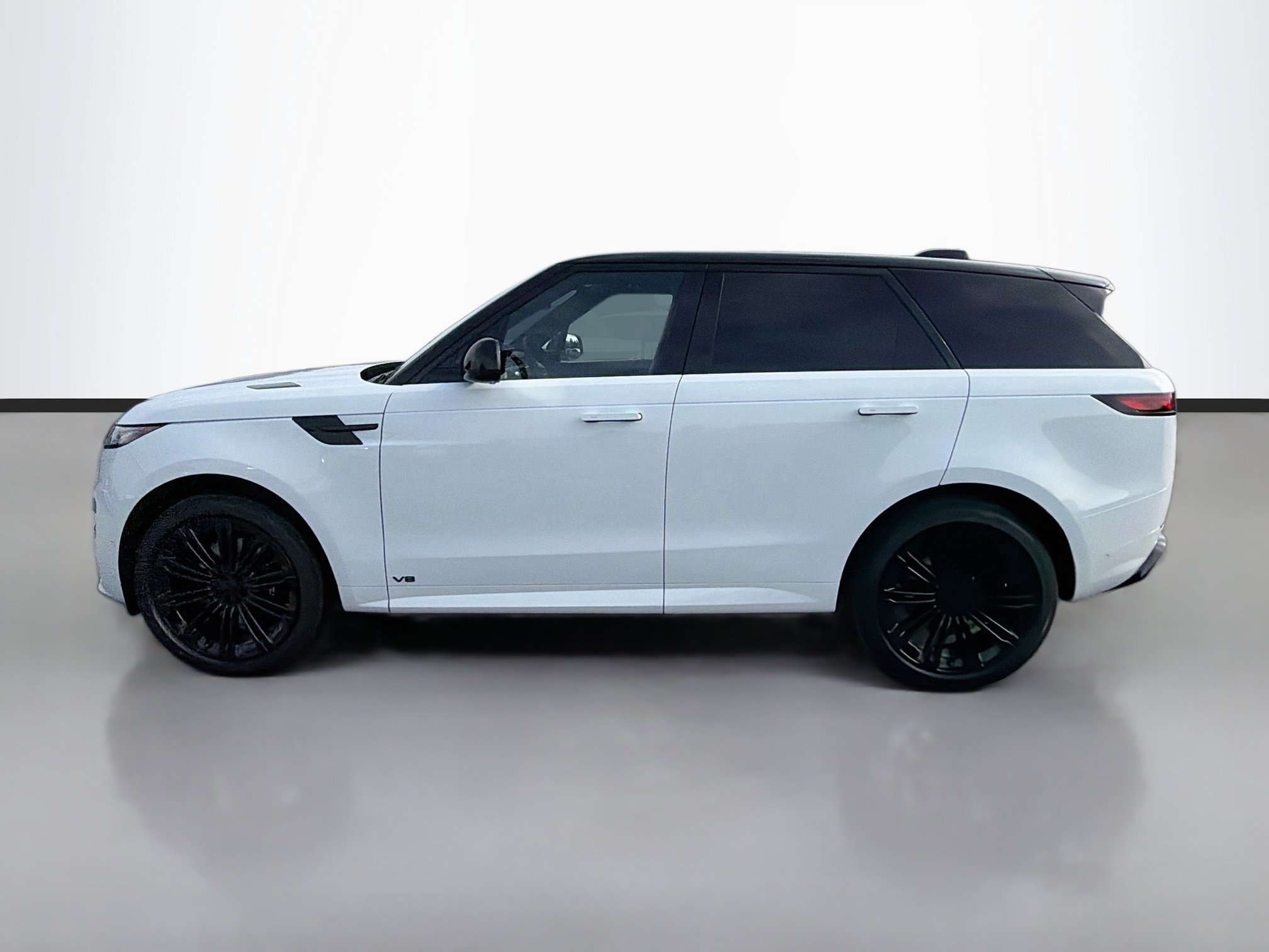 New 2027 Land Rover Range Rover Sport Dynamic SE AWD/4WD image 2