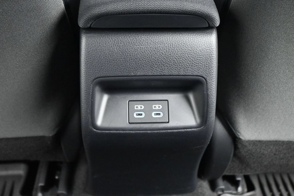 Used 2026 Toyota Corolla SE FWD image 17