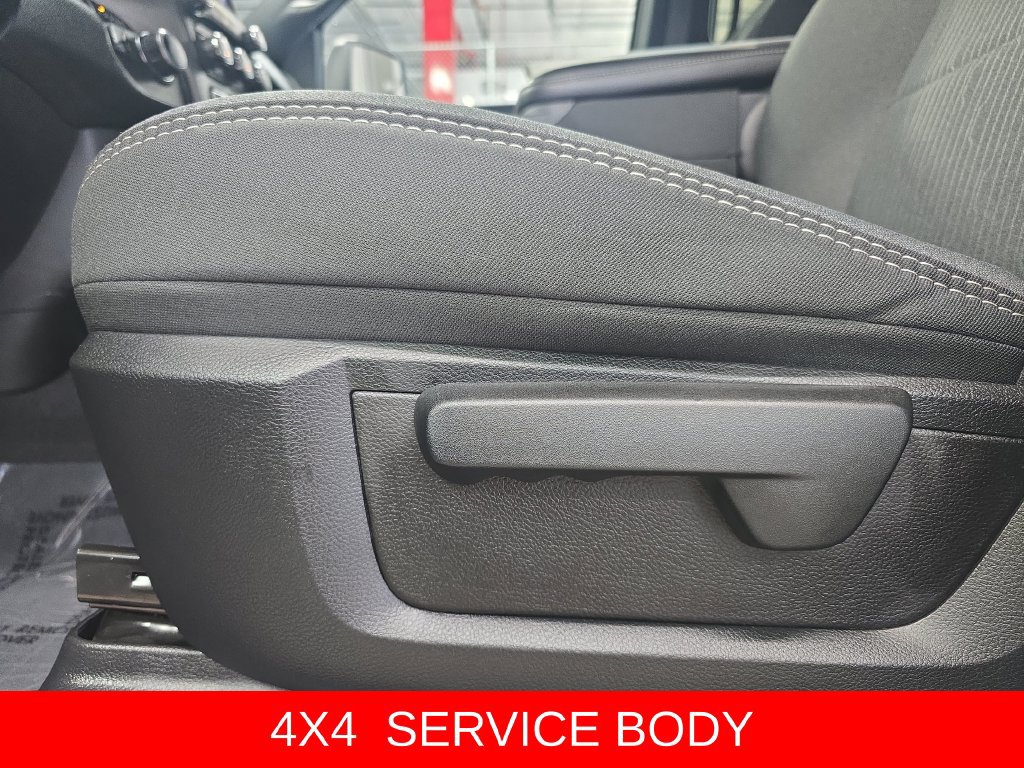 Used 2024 RAM 2500 Tradesman w/ Chrome Appearance Group AWD/4WD image 29