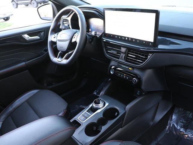 Used 2023 Ford Escape ST-Line w/ Tech Pack #1 image 12