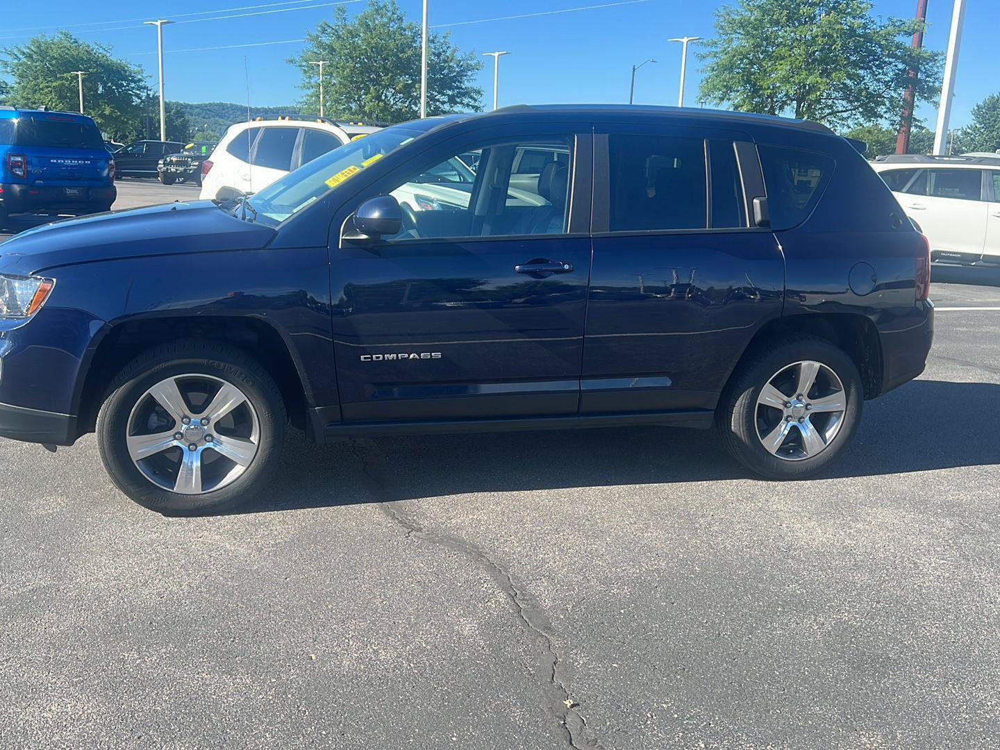 Used 2016 Jeep Compass High Altitude FWD image 12