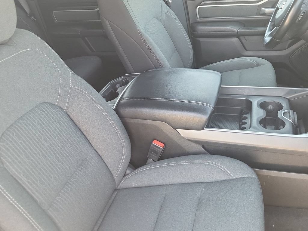 Used 2021 RAM 1500 Big Horn AWD/4WD image 34