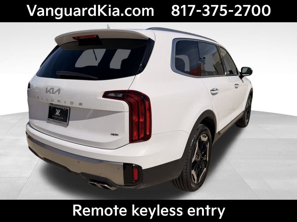 Certified 2025 Kia Telluride S image 4