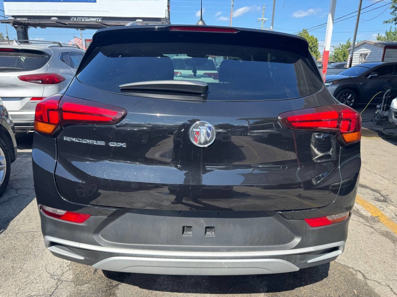 Used 2021 Buick Encore GX Select image 4