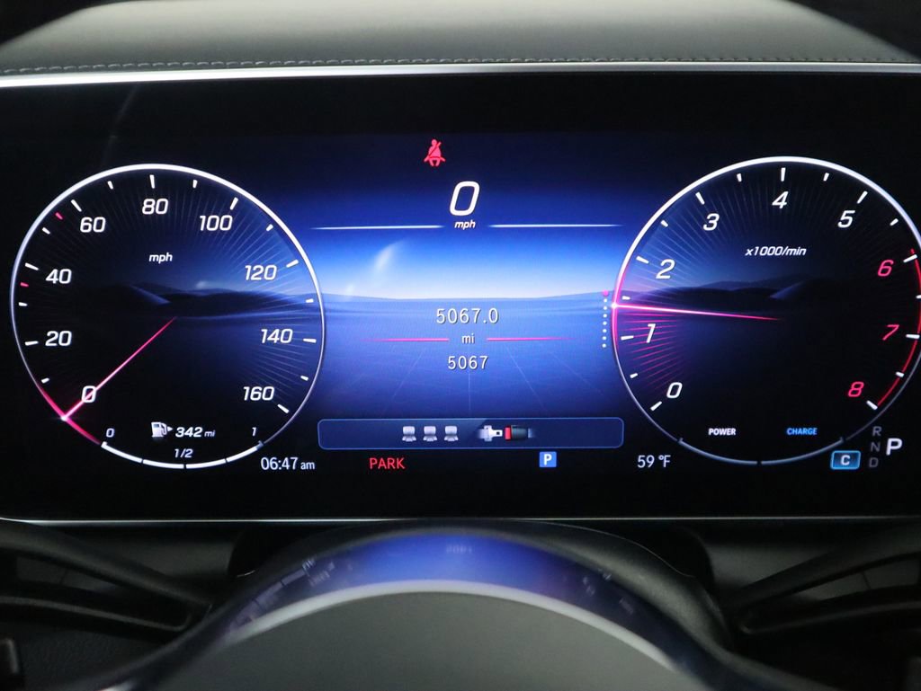 Used 2025 Mercedes-Benz GLC 300 image 34