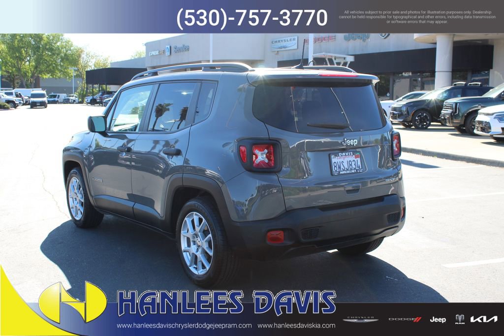 Used 2021 Jeep Renegade Sport w/ Sport Appearance Group image 9