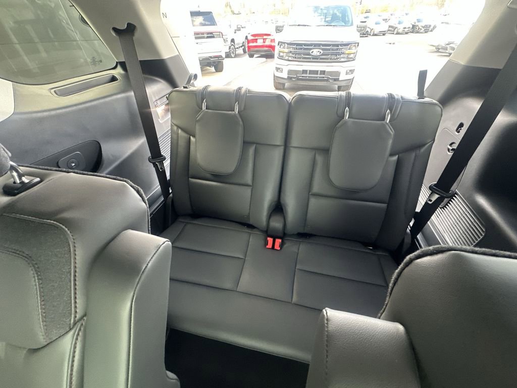 New 2026 Ford Explorer Active w/ Active Comfort Package AWD/4WD image 29
