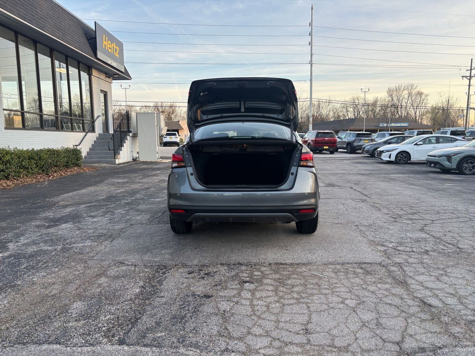 Used 2025 Nissan Versa SV image 29