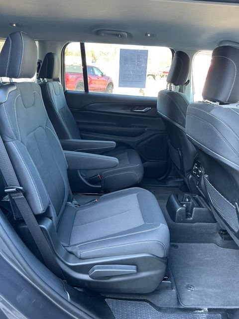 Used 2023 Jeep Grand Cherokee L Laredo w/ Luxury Tech Group I image 14