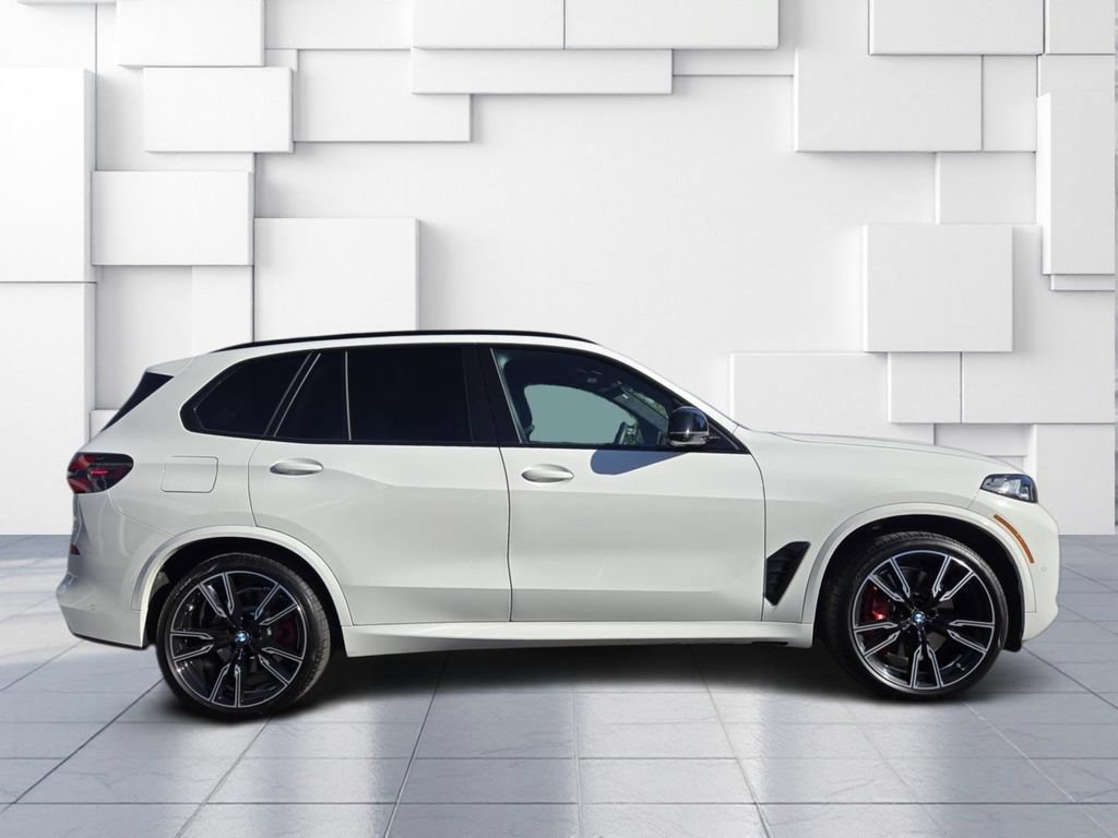 Certified 2026 BMW X5 M60i AWD/4WD image 4
