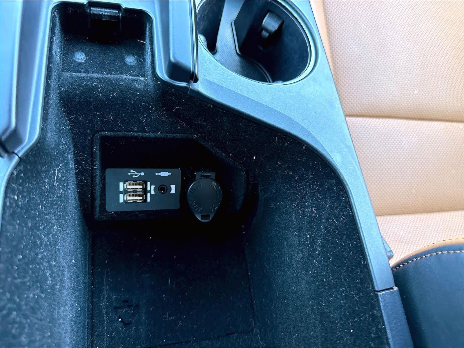 Used 2021 Lexus IS 300 w/ Accessory Package RWD image 37