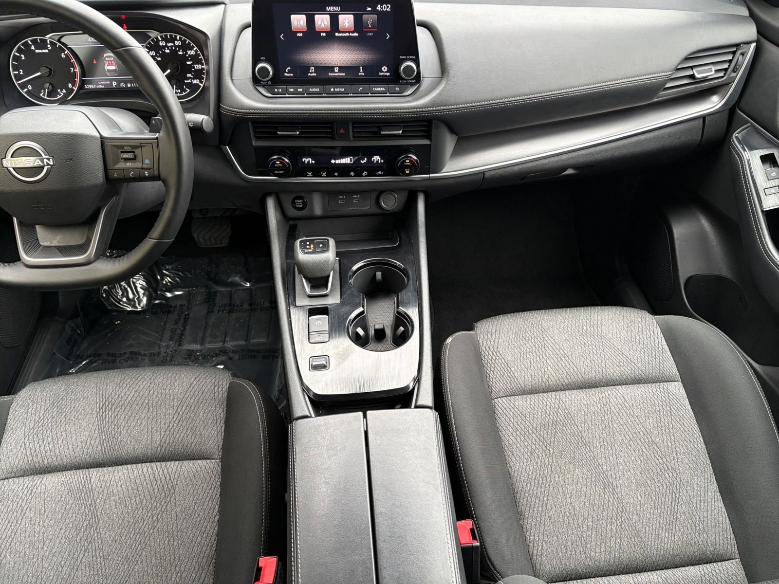 Used 2025 Nissan Rogue SV image 42