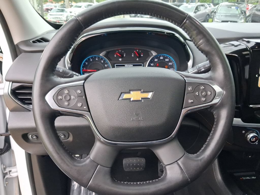 Used 2018 Chevrolet Traverse Premier w/ Redline Edition FWD image 17