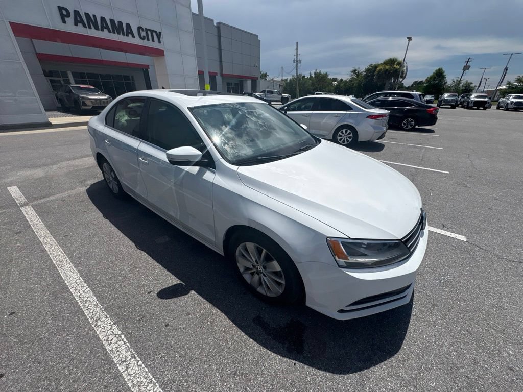 Used 2015 Volkswagen Jetta TDI SE FWD image 12