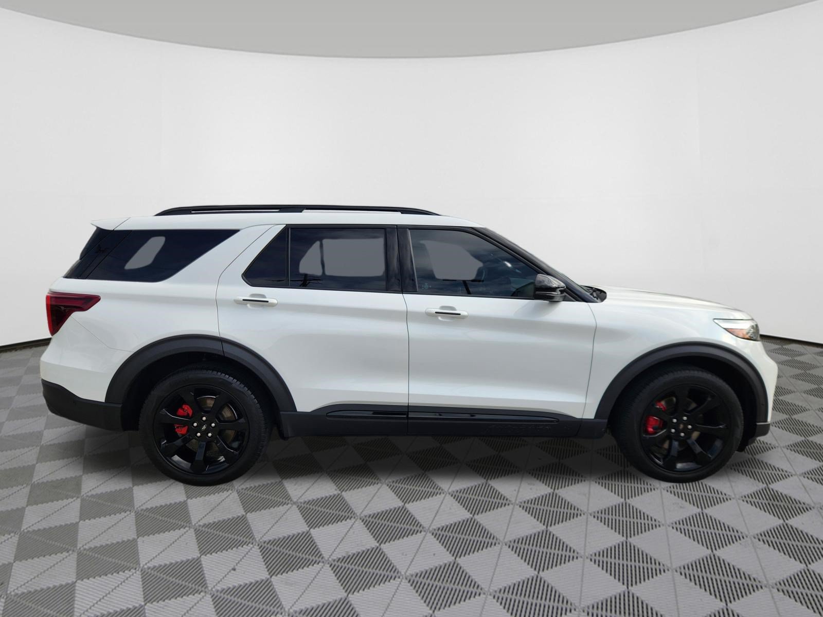 Used 2020 Ford Explorer ST w/ ST High-Performance Pack AWD/4WD image 6