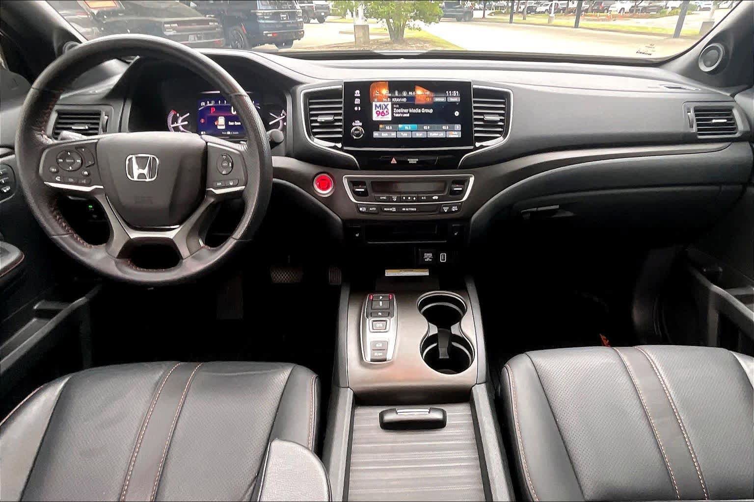 Used 2023 Honda Passport TrailSport image 15