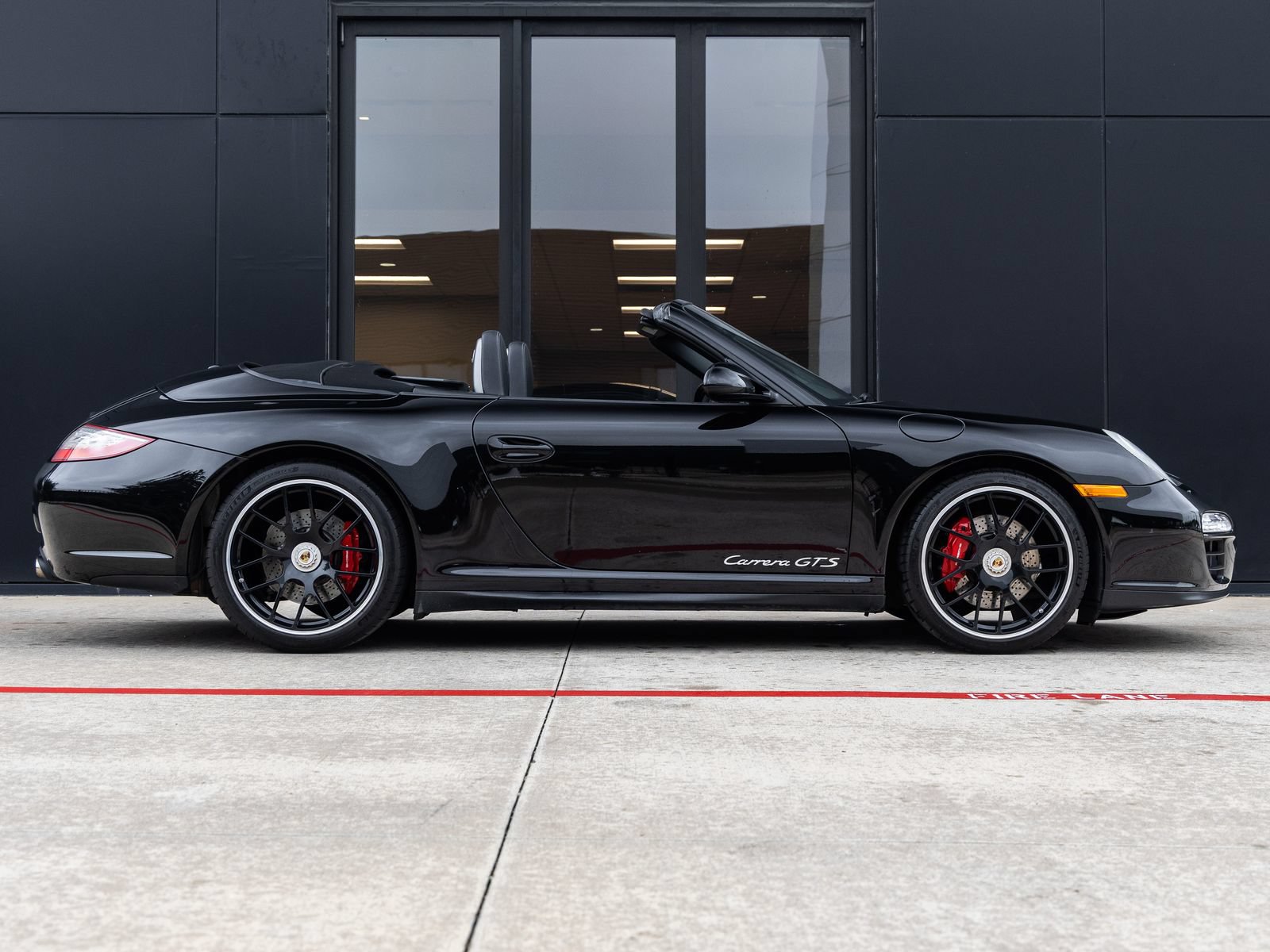 Used 2012 Porsche 911 Carrera GTS RWD image 13