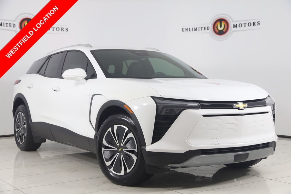 Used 2025 Chevrolet Blazer EV LT AWD/4WD image 1